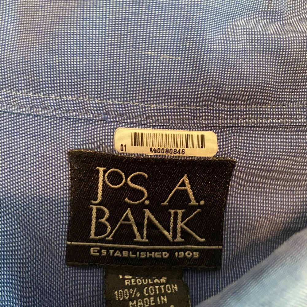 Button down - Picture 2 of 3